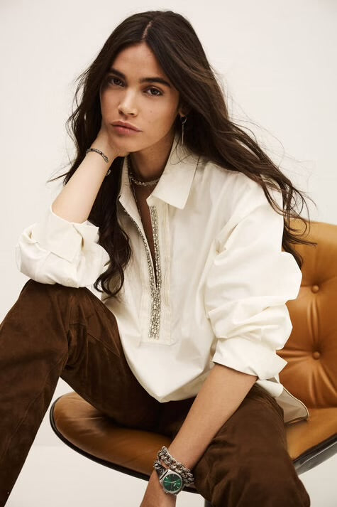 MISS MARŠKINIAI SU KRISTALAIS DEKORUOTA IŠKIRPTE