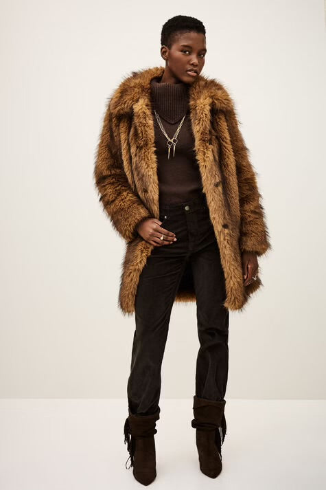 LESTOR dirbtinio kailio kailiniai