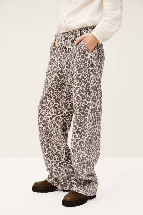 LEONIE leopardo džinsai