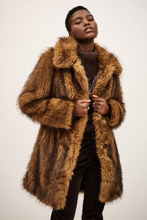 LESTOR dirbtinio kailio kailiniai